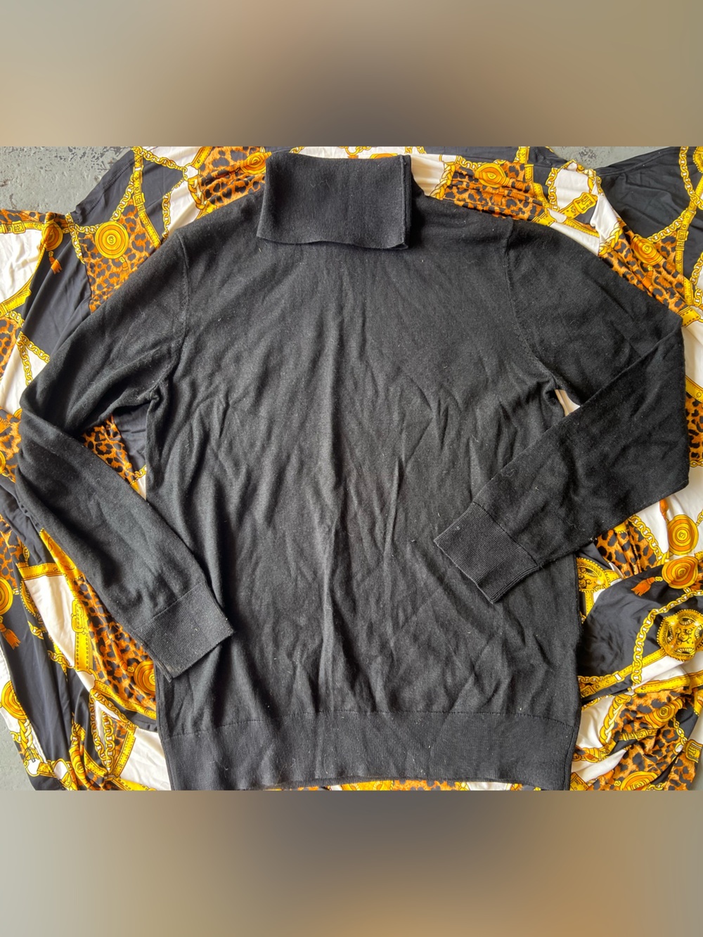 H&M Black Men's Lightweight Crewneck Sweater